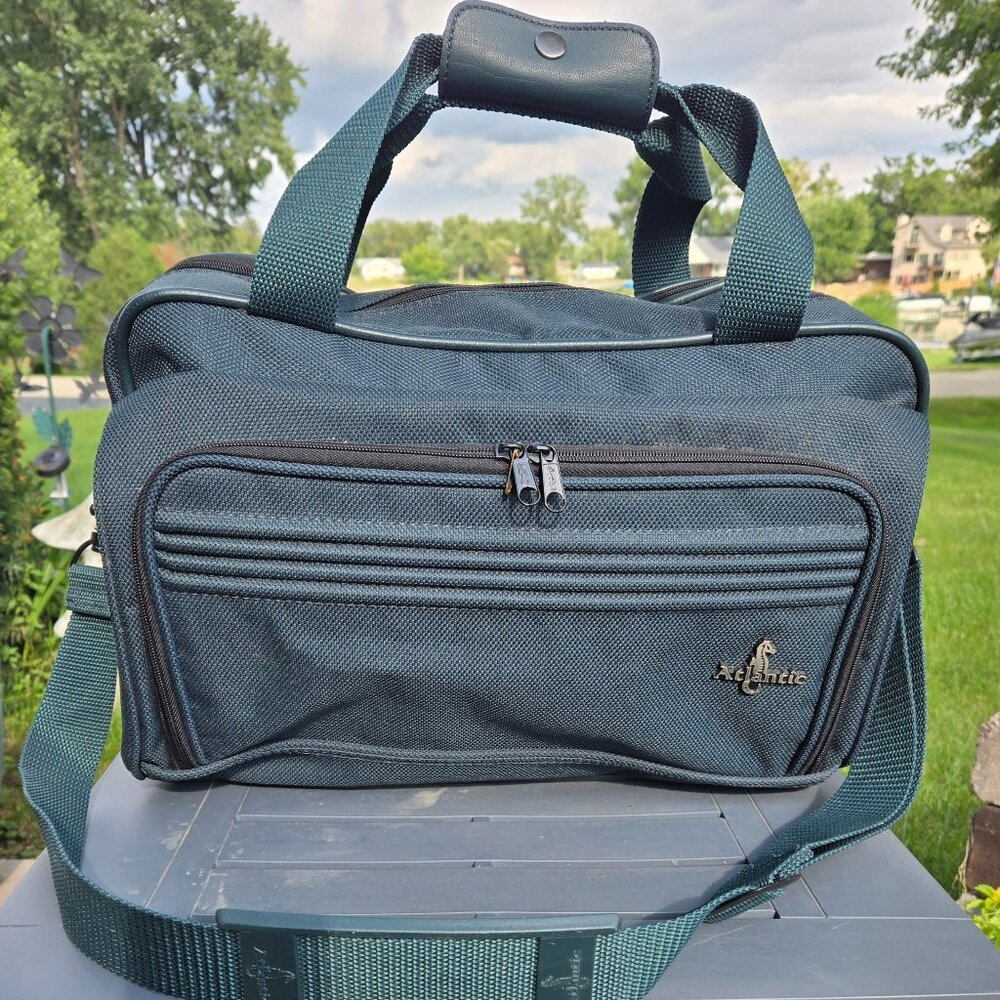 Atlantic Travel Bag Expandable with Shoulder Strap/Hunter Green/8x10x16